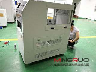 多宝官网-多宝(中国)一站式服务官网加工厂教你如何选择最好的钣金机柜_多宝官网-多宝(中国)一站式服务官网